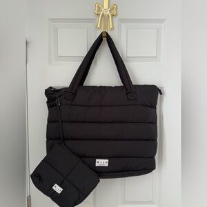 Wilo the Label Quilted Tote Bag in Black includes Pouch Set *Travel Friendly*